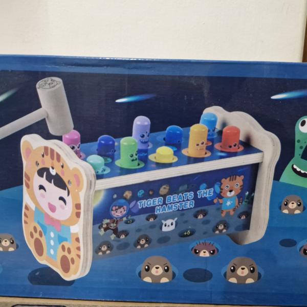 BEAT IT TIGER BEAT THE HAMSTER