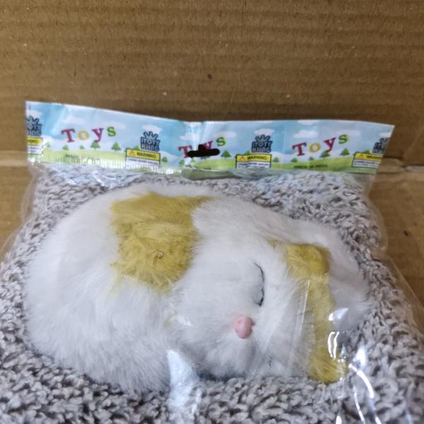 1110- SLEEPING CAT SMALL